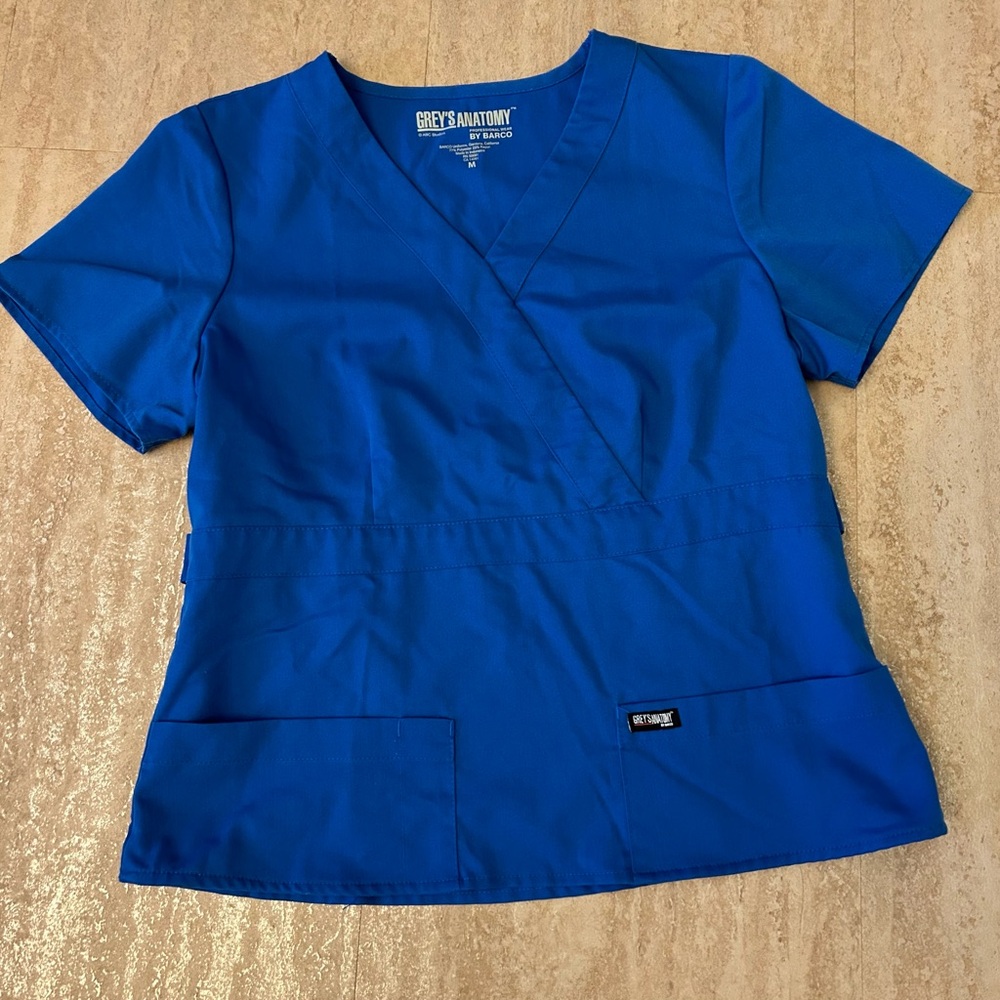 Scrub Top Grey’s Anatomy Professional wear by Barco Signature blue medium